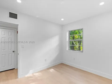 5625 SW 80th Street Miami FL 33143