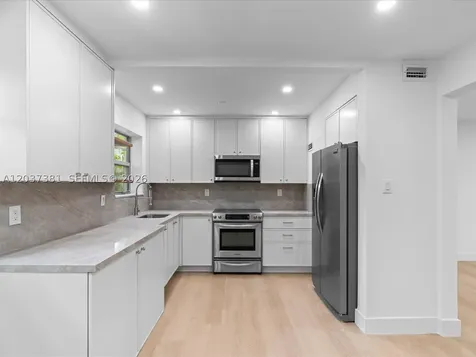 5625 SW 80th Street Miami FL 33143