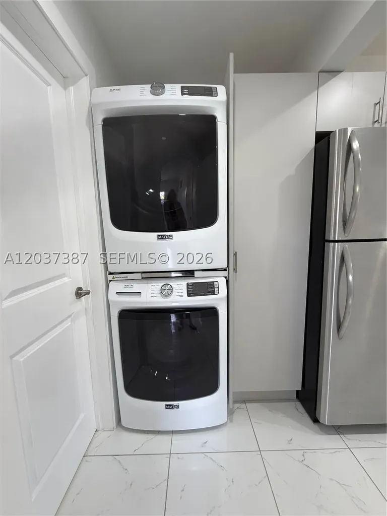 405 SE 23rd Street Fort Lauderdale FL 33316