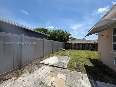 405 SE 23rd Street Fort Lauderdale FL 33316