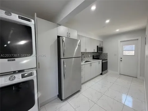 405 SE 23rd Street Fort Lauderdale FL 33316