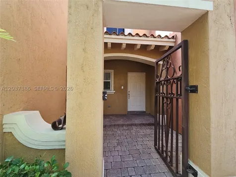 15270 SW 30th Terrace Miami FL 33185
