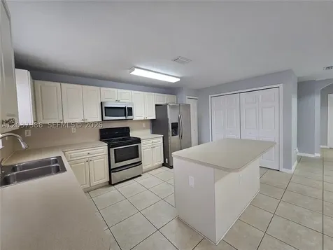 15270 SW 30th Terrace Miami FL 33185