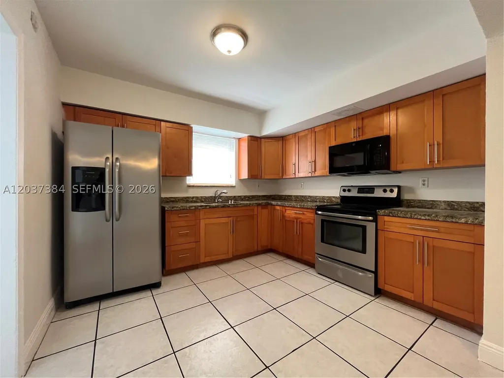 240 NW 48th Court Oakland Park FL 33309