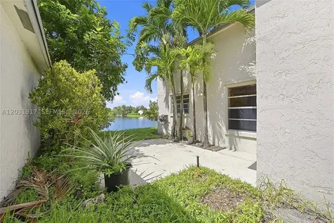 13760 Cumberland Place Davie FL 33325