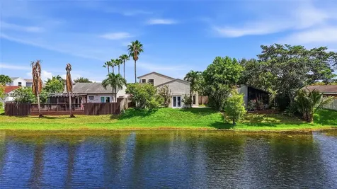 13760 Cumberland Place Davie FL 33325
