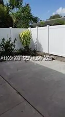 590 NE 20th Street Wilton Manors FL 33305
