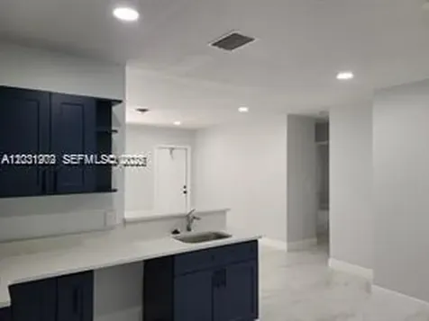 590 NE 20th Street Wilton Manors FL 33305