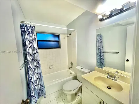 10002 Winding Lake Road Sunrise FL 33351