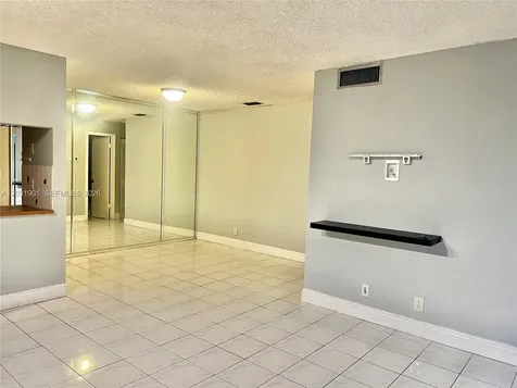 10002 Winding Lake Road Sunrise FL 33351