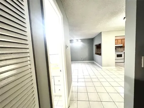 10002 Winding Lake Road Sunrise FL 33351