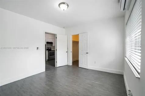 730 NE 128th Street North Miami FL 33161