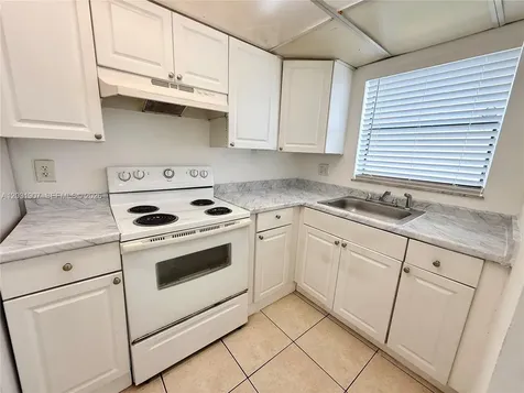2410 NW 52nd Avenue Lauderhill FL 33313