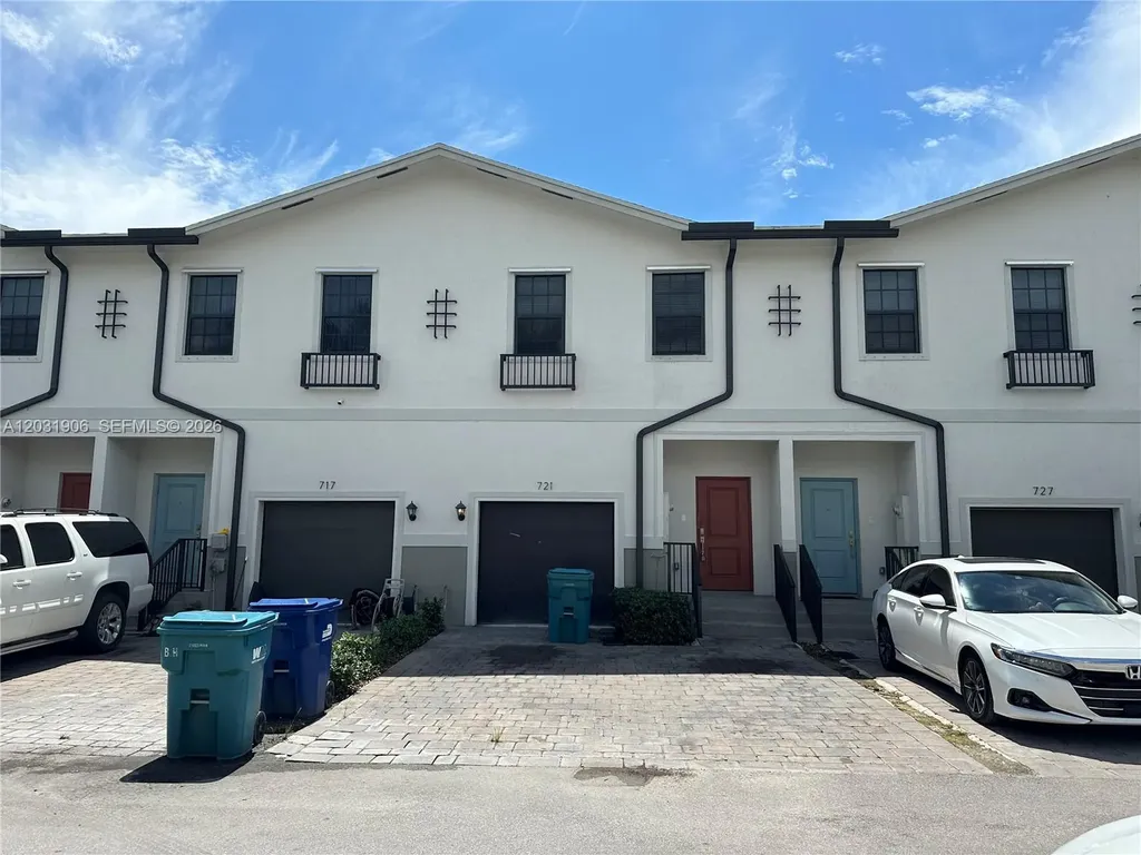 721 SW 11th Street Florida City FL 33034