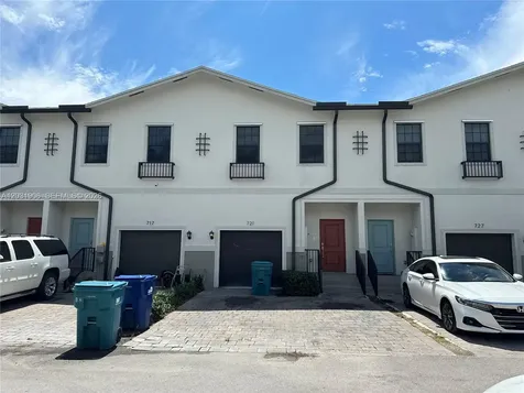 721 SW 11th Street Florida City FL 33034