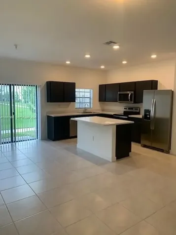 721 SW 11th Street Florida City FL 33034