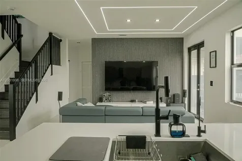 14405 SW 13th Terrace Miami FL 33184