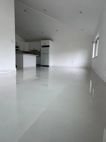15615 NE 5th Court Miami FL 33162