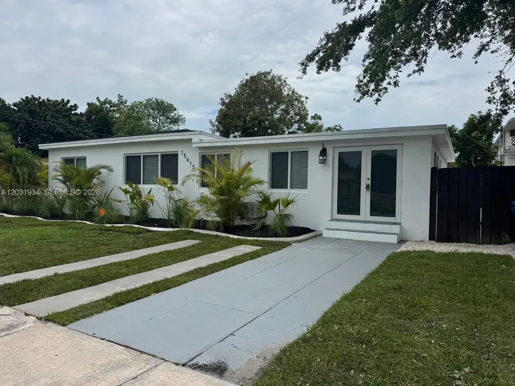 15615 NE 5th Court Miami FL 33162