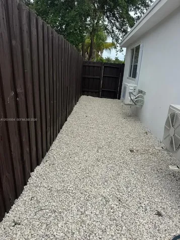 15615 NE 5th Court Miami FL 33162