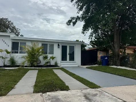 15615 NE 5th Court Miami FL 33162