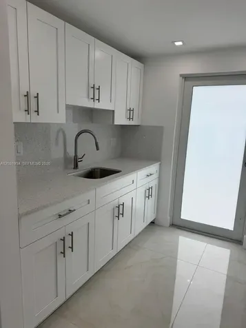 15615 NE 5th Court Miami FL 33162