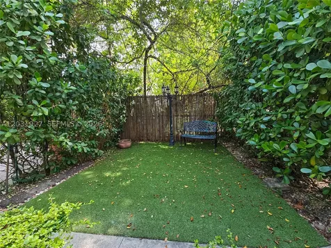 15 Madeira Avenue Coral Gables FL 33134