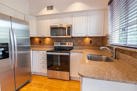 15 Madeira Avenue Coral Gables FL 33134