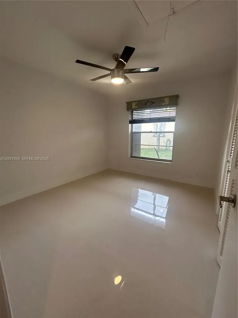 322 Briarwood Circle Hollywood FL 33024