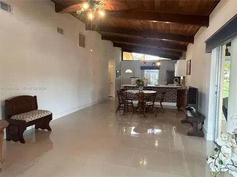 322 Briarwood Circle Hollywood FL 33024