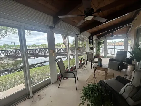322 Briarwood Circle Hollywood FL 33024