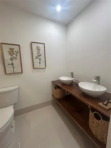 322 Briarwood Circle Hollywood FL 33024
