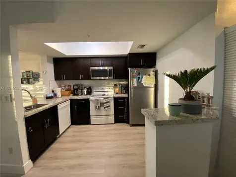 711 SW 148th Avenue Sunrise FL 33325