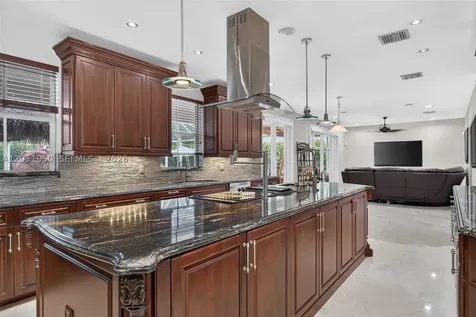 830 Hawthorn Terrace Weston FL 33327