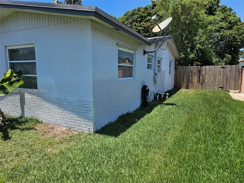 4431 NW 23rd Court Lauderhill FL 33313