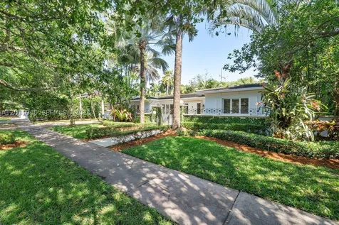 1037 Alfonso Avenue Coral Gables FL 33146