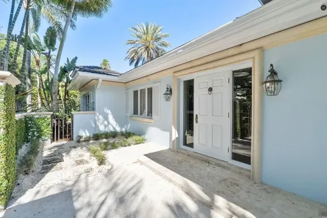 1037 Alfonso Avenue Coral Gables FL 33146