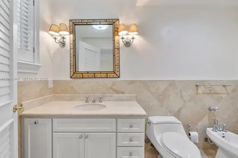 1037 Alfonso Avenue Coral Gables FL 33146