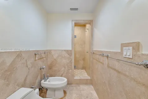 1037 Alfonso Avenue Coral Gables FL 33146