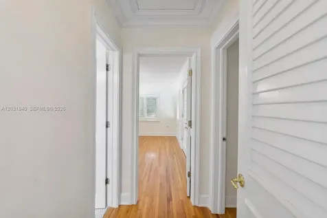 1037 Alfonso Avenue Coral Gables FL 33146