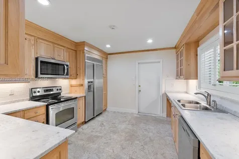 1037 Alfonso Avenue Coral Gables FL 33146