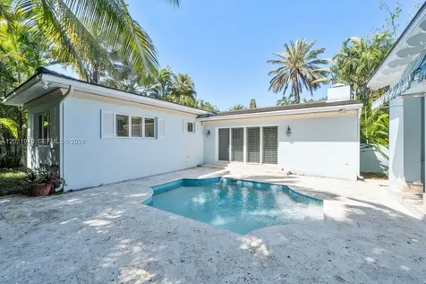 1037 Alfonso Avenue Coral Gables FL 33146