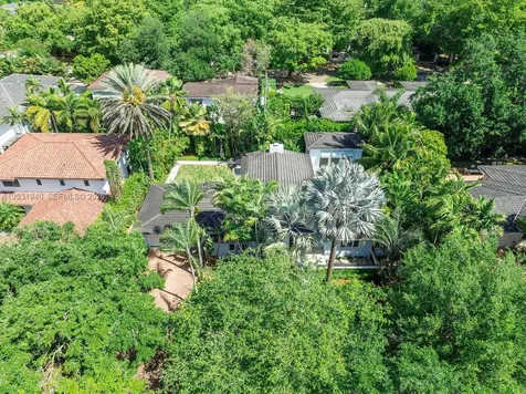 1037 Alfonso Avenue Coral Gables FL 33146