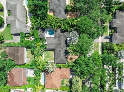 1037 Alfonso Avenue Coral Gables FL 33146