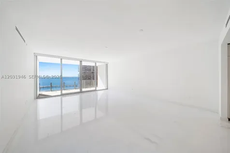 300 Biscayne Blvd Way Miami FL 33131