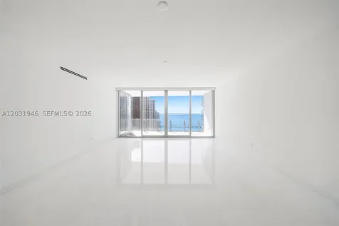 300 Biscayne Blvd Way Miami FL 33131