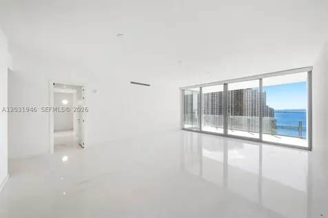 300 Biscayne Blvd Way Miami FL 33131