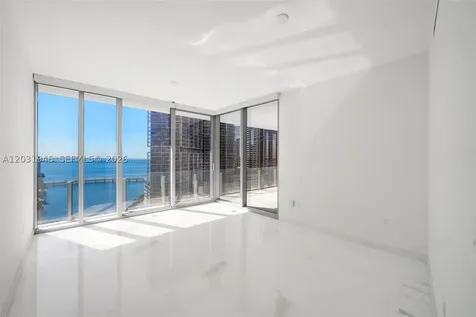 300 Biscayne Blvd Way Miami FL 33131