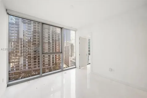 300 Biscayne Blvd Way Miami FL 33131