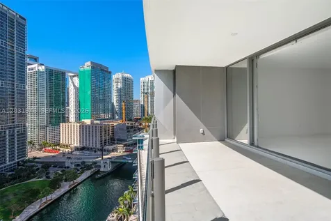 300 Biscayne Blvd Way Miami FL 33131